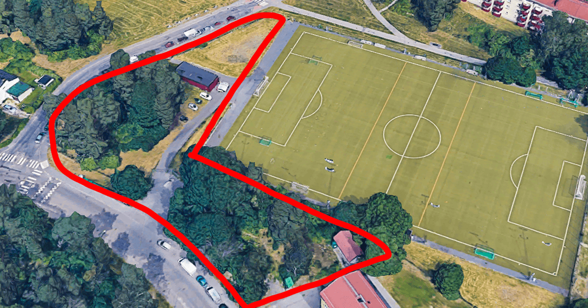Rädda Hässelby Gårds bollplan.